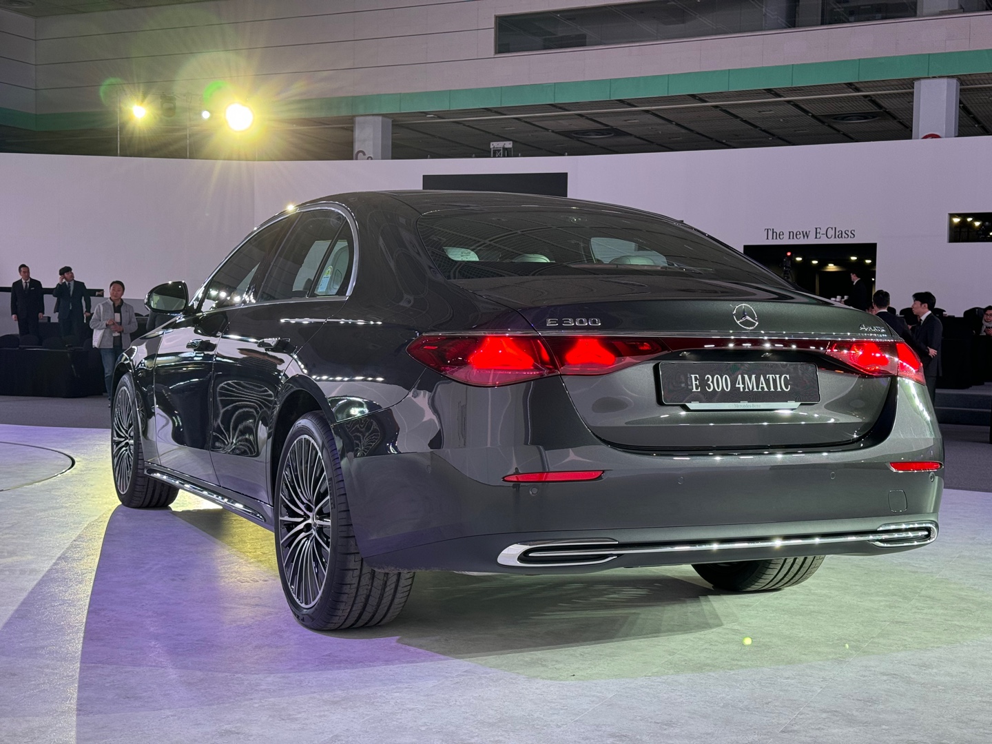 메르세데스-벤츠 더 뉴 E클래스(W214)