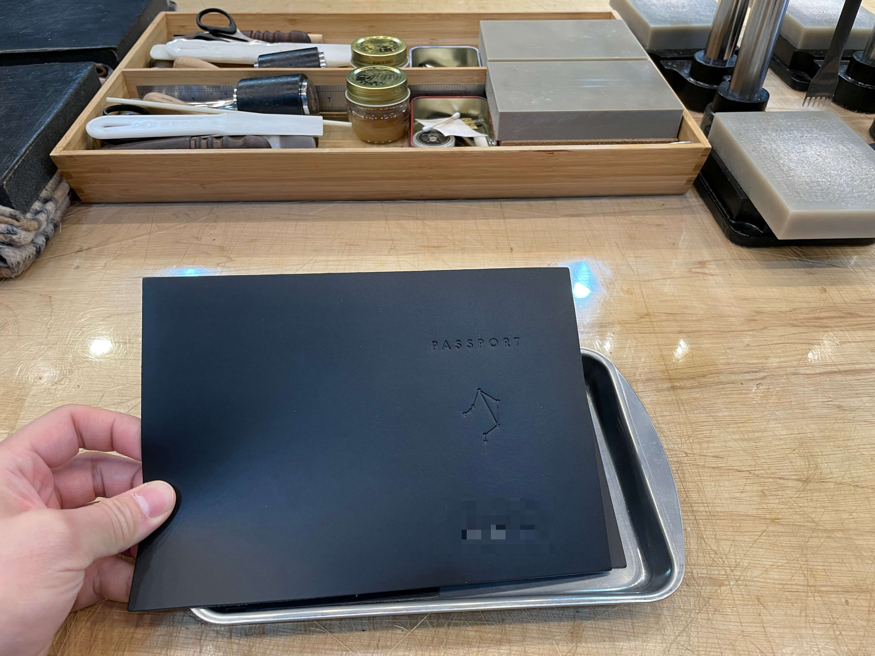 가죽공방 레더레스트