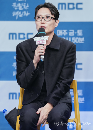 이토록 친밀한 배신자