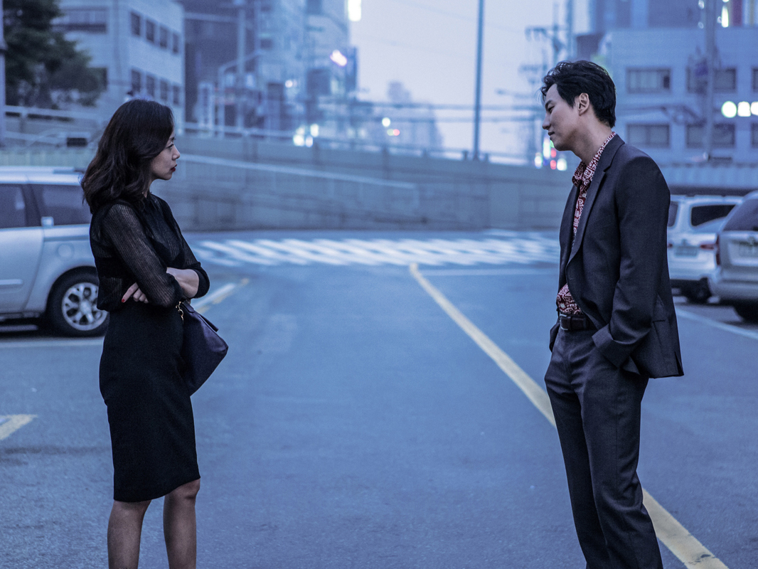 영화 무뢰한의 한장면