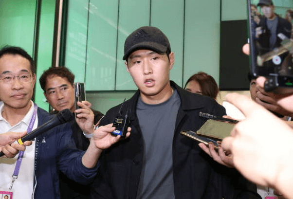 이강인 항저우 입성