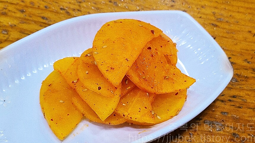 인천-학익동-개성손만두-깍두기