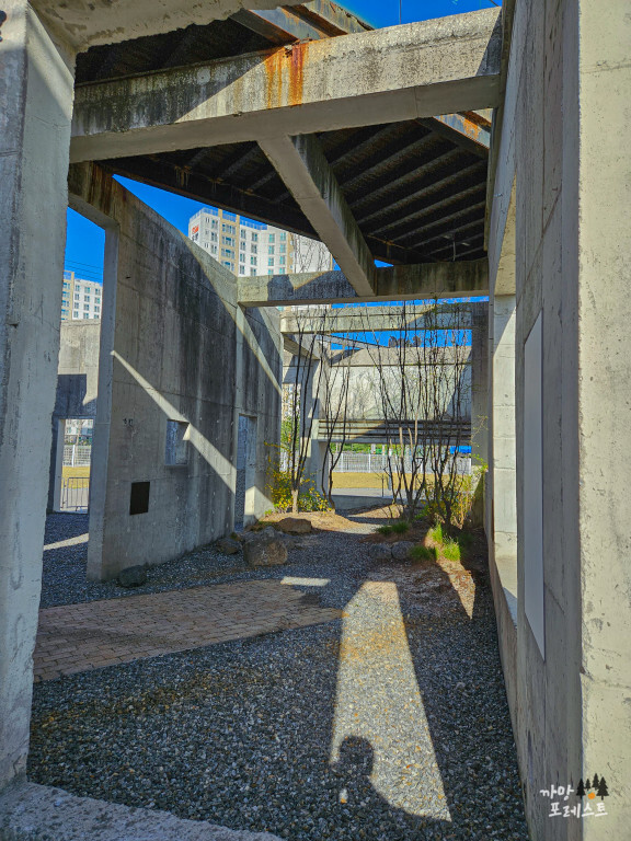 소다미술관 회색 건물