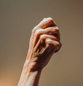 갑상선 기능 항진증 증상 원인 예방 가이드