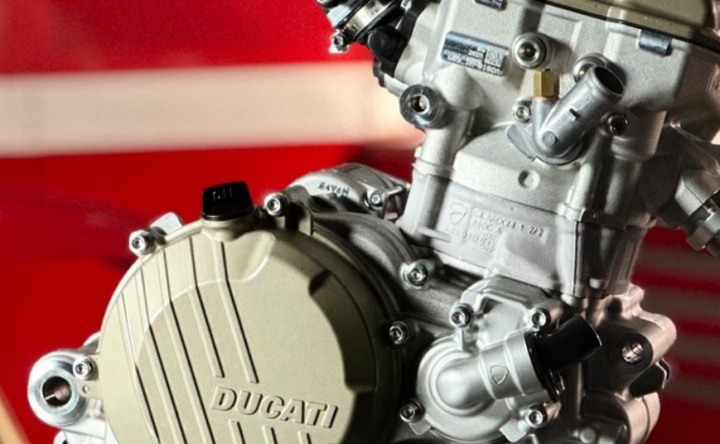 2026-두카티-데스모-450-MX-옵션