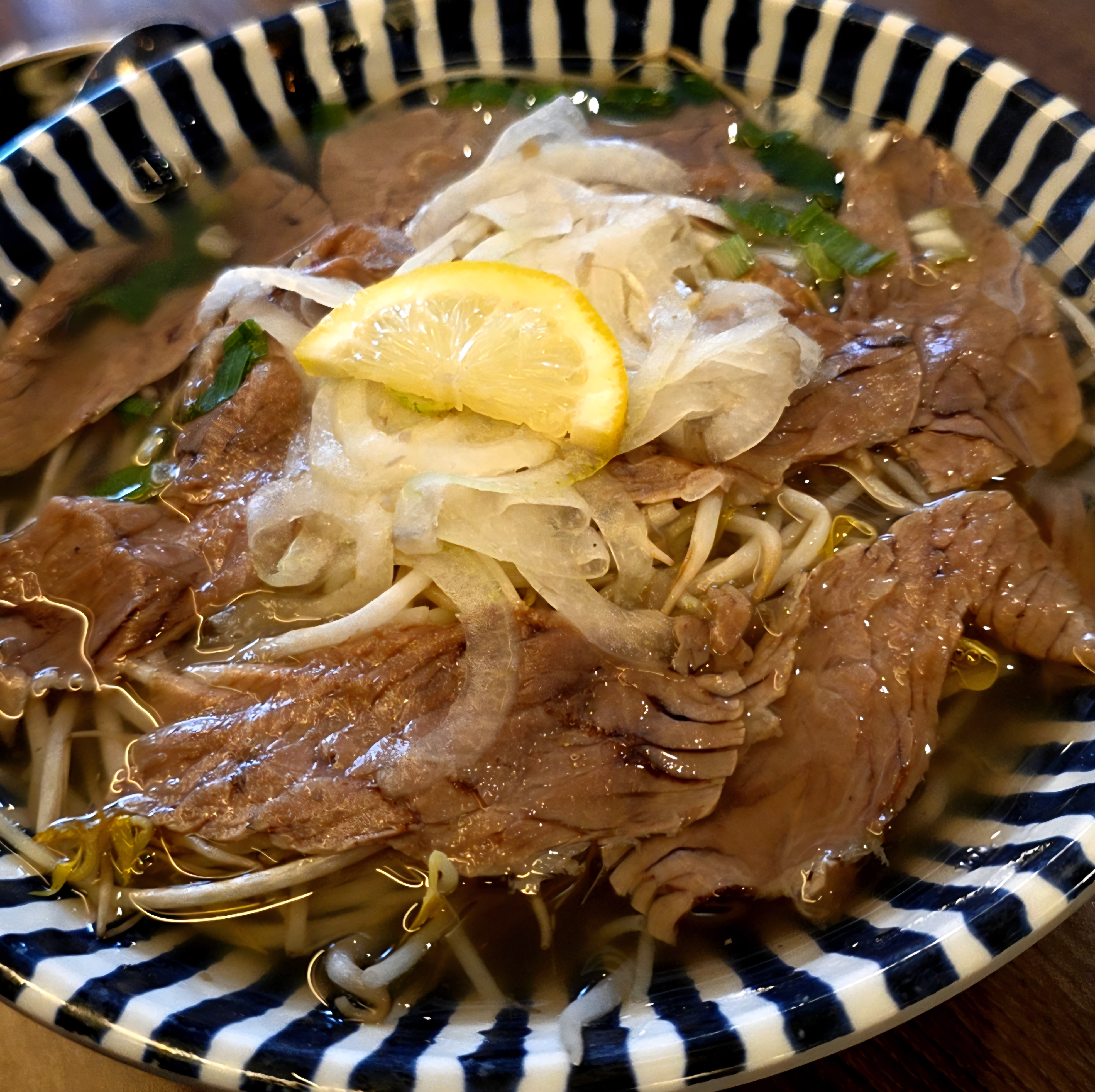 쌀국수는-담백합니다.