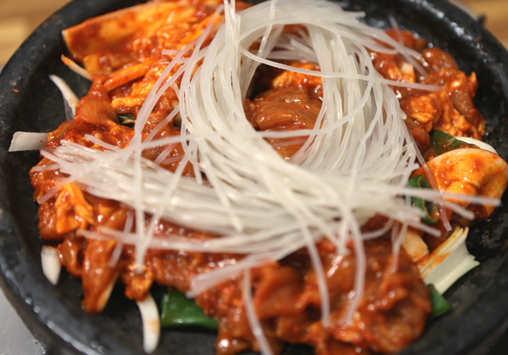 돼지불고기-위에-당면