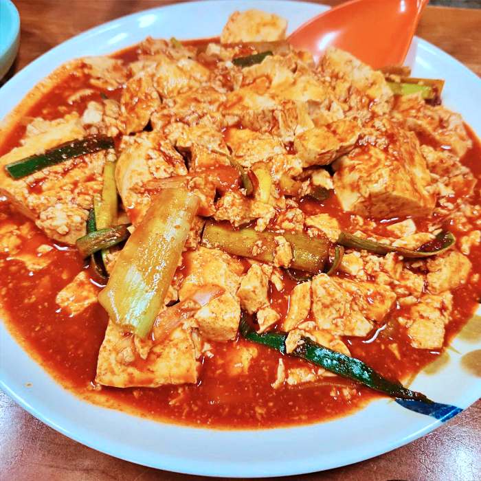 식객 허영만의 백반기행 대전 두부 두루치기 맛집