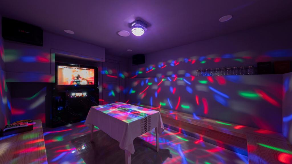 대부도 풀빌라 독채 펜션 노래방