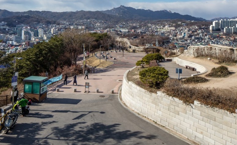 낙산공원 내부