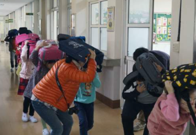 도쿄 지진