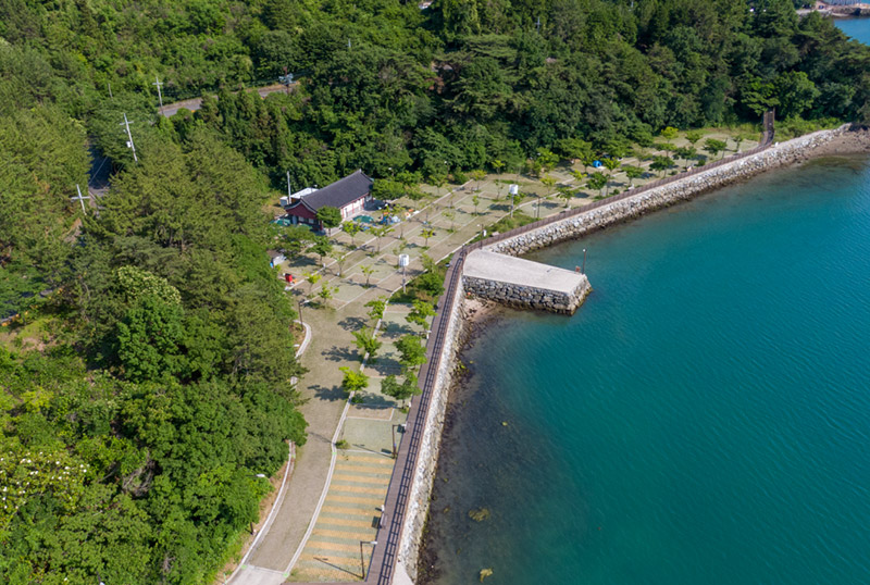 통제영오토캠핑장. 경상남도 통영시 한산면 한산일주로 171, 한산도통제영테마마을
