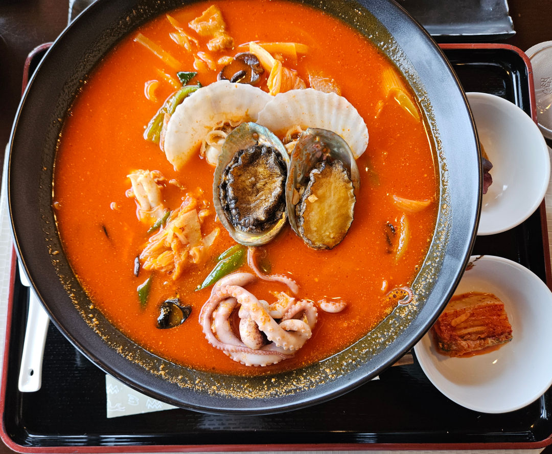 포도 호텔 왕짬뽕 우동