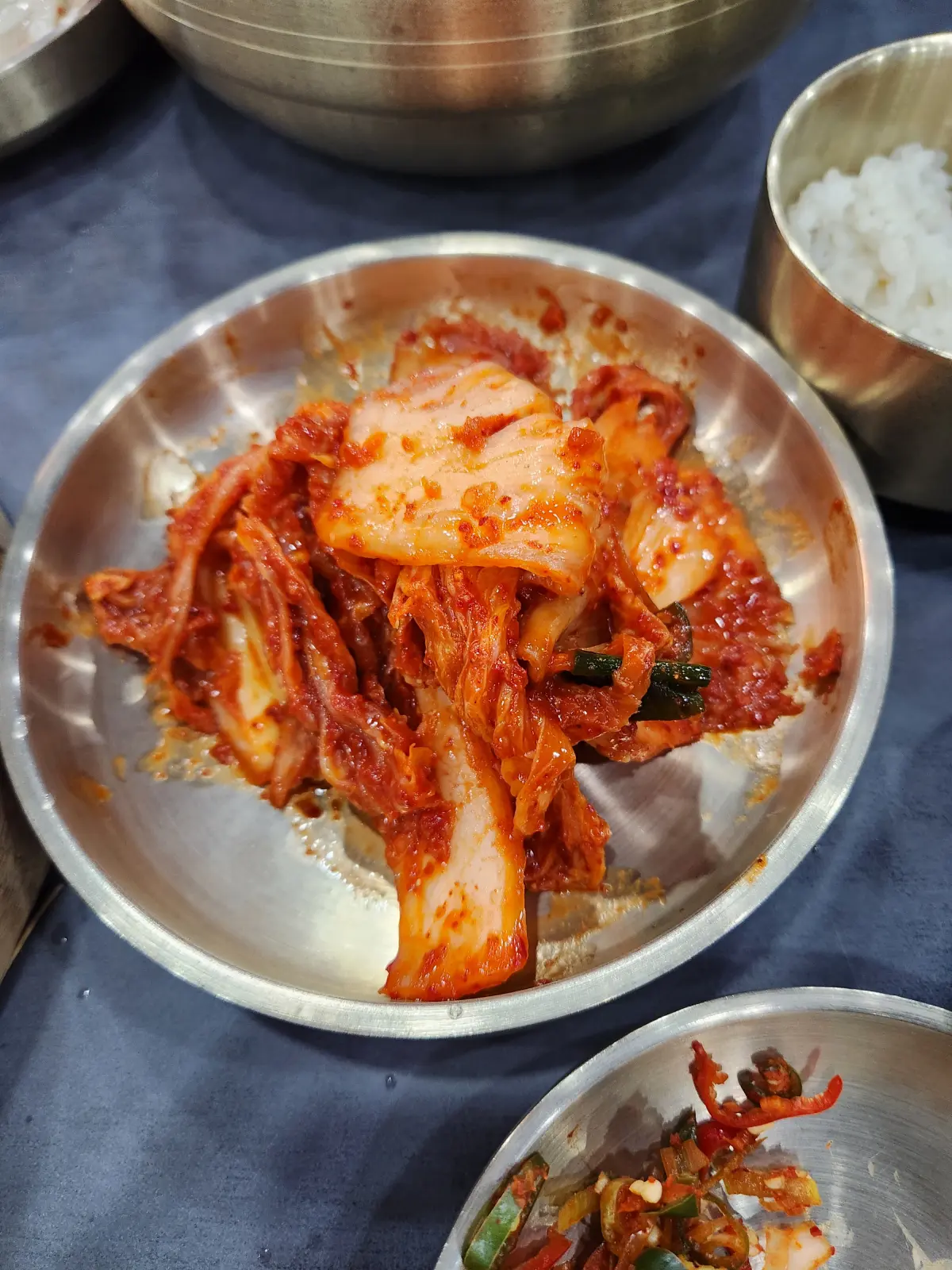 의정부-사골-칼국수-맛집-밀가마-국시집-기본-반찬-김치
