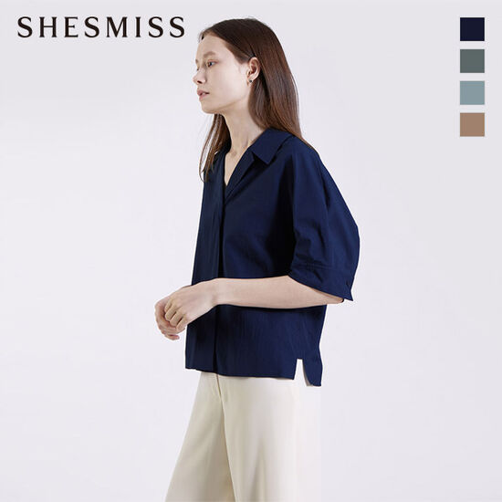 쉬즈미스 내추럴 오픈 칼라 블라우스 셔츠 SWWBLL21060