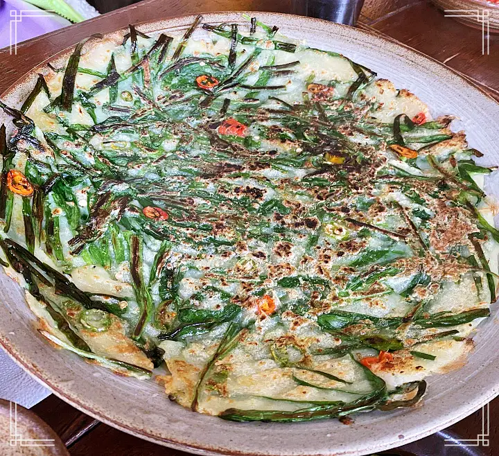 이만기 동네한바퀴 흑임자 칼국수 파전 부추전 손두부 아픈 아내의 빈자리를 지키는 칼국수집 사장님 포항 맛집 소개