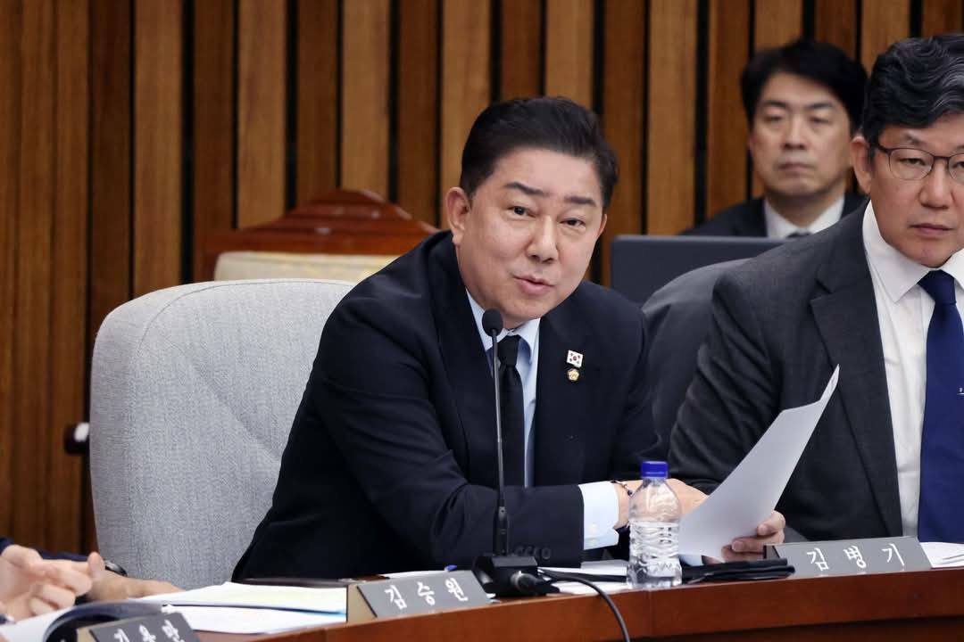 김병기 의원 프로필 : 신임 원내대표 당선, 홍장원 차장 지지, 아들 국정원 의혹까지