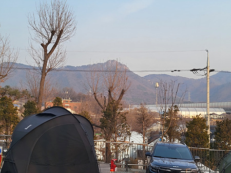 캠핑장에서보이는뷰