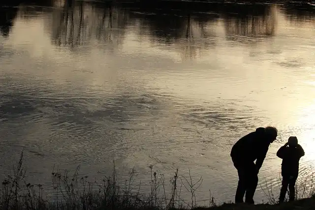 중성미자 대칭성 파괴와 암흑물질 이론의 연결 고리