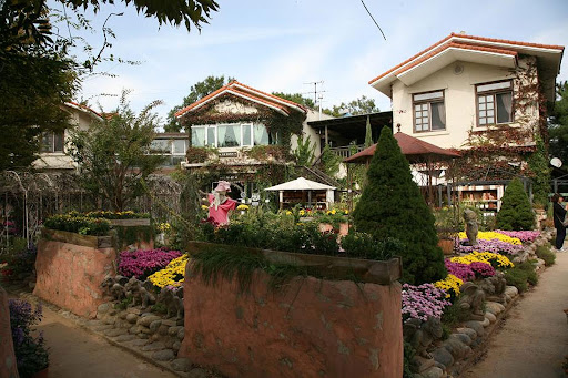 팜카밀레허브농원