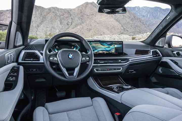 BMW X5 페이스리프트 출시 인테리어 디자인