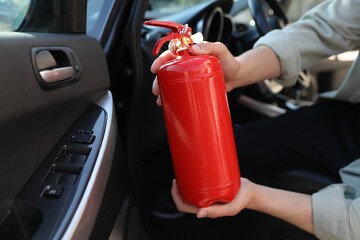 차량용 소화기 추천 순위 TOP 5 &ndash; 차량용 소화기 의무 설치&amp;#44; 설치 위치&amp;#44; 규격&amp;#44; 가격부터 사용법까지