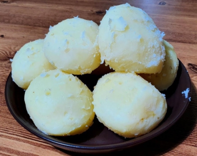 한국의 떡 종류 즘떡-삶은 감자