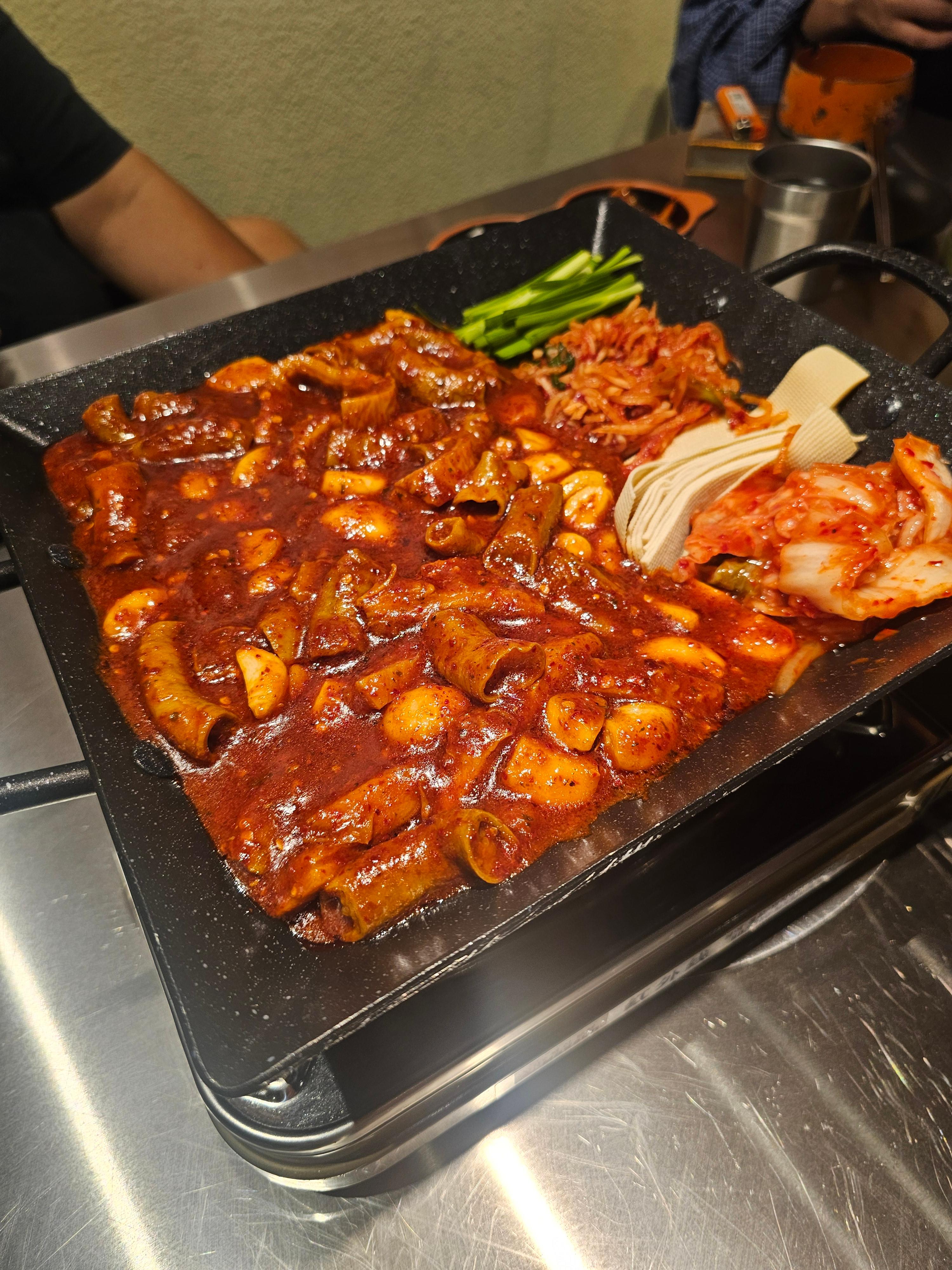 한국식당에서 먹었던 곱창과 냉면