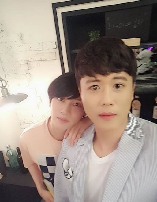 진해성 부모 할머니 가족관계