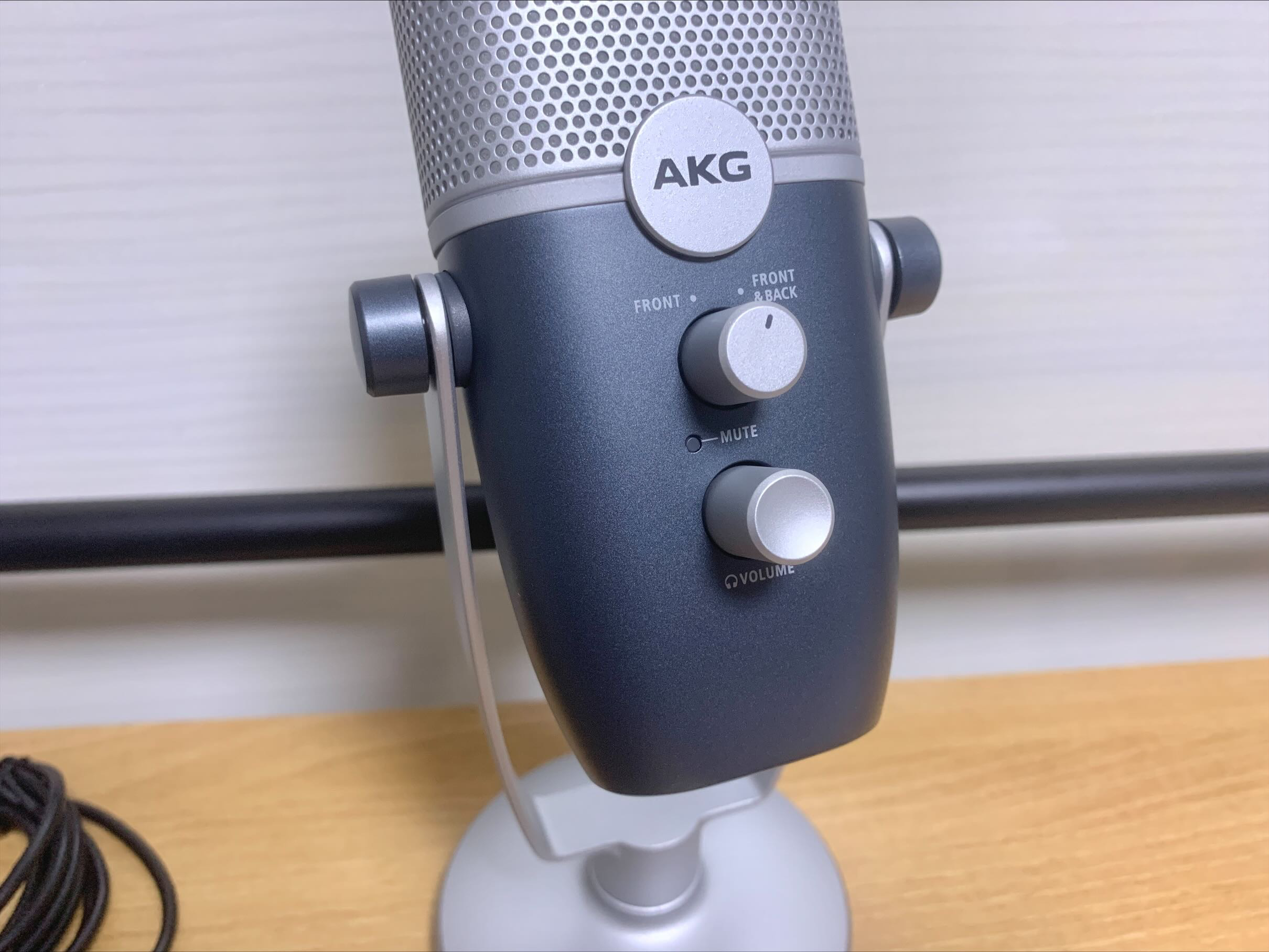 크리에이터를 위한 듀얼 패턴 마이크 AKG ARA