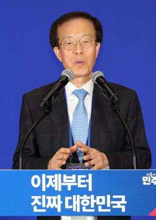 이석연 이재명 대통령 후보 선대위 활동