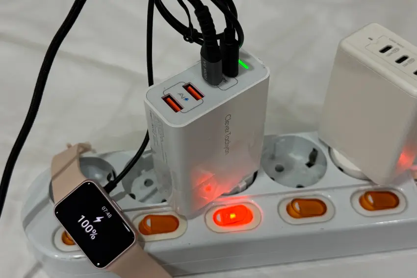 클레버 타키온 충전기