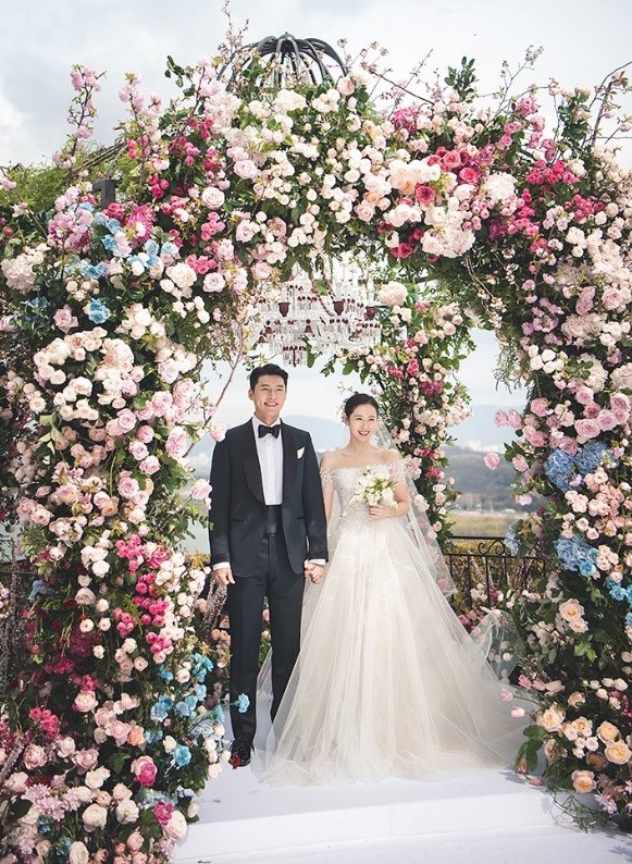 현빈 손예진 결혼식 11일만에 신혼여행