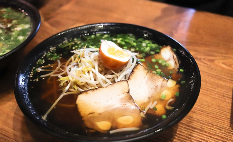 당신의 한 주를 즐겁게 해줄 라면 레시피 2가지