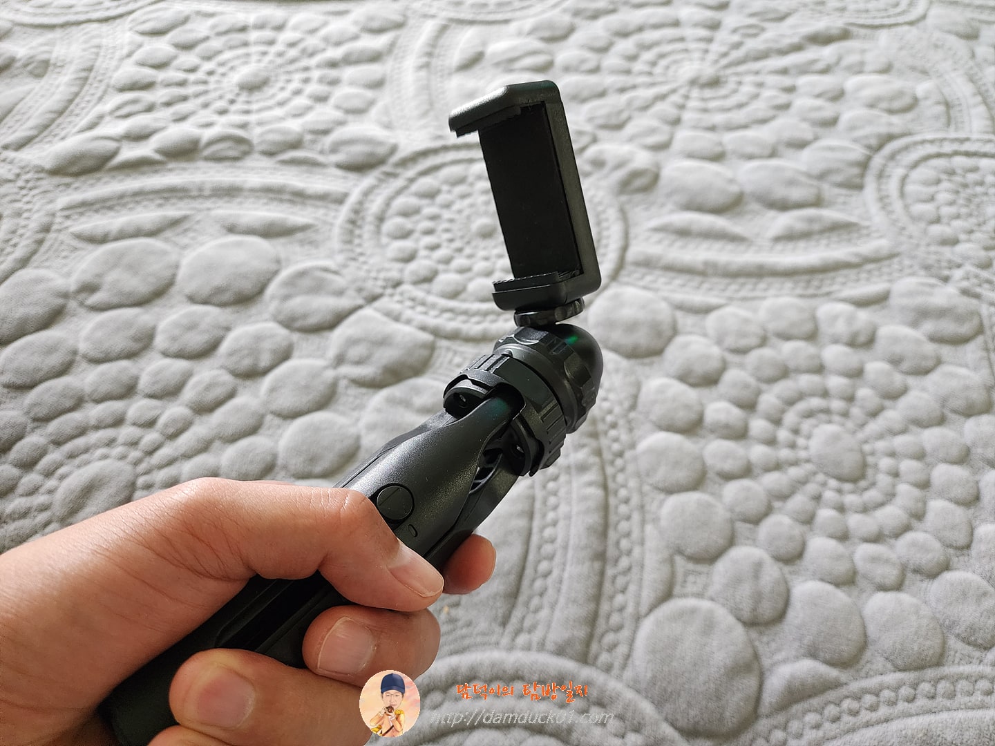 다이소 스마트폰 삼각대