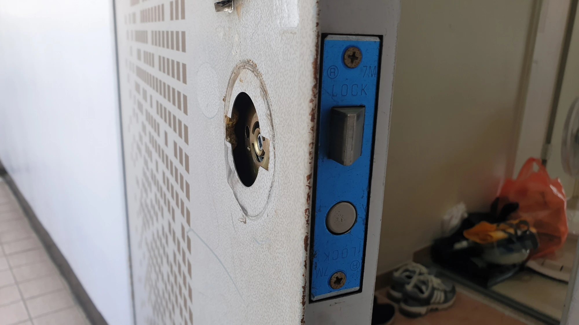 손잡이 빠진 상태