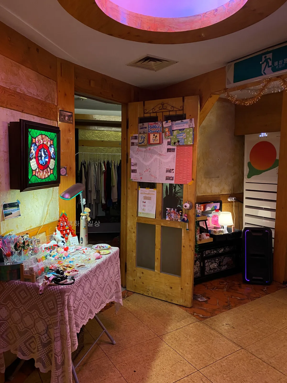 서울-중구-이색적인-놀거리-추천-충무로-레트로-소풉샵-코러스-노래방,-그랜마캐비넷