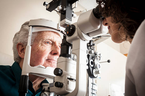 백내장 증상, 수술비용, 수술후 시력회복 기간 총정리 (2024ver)