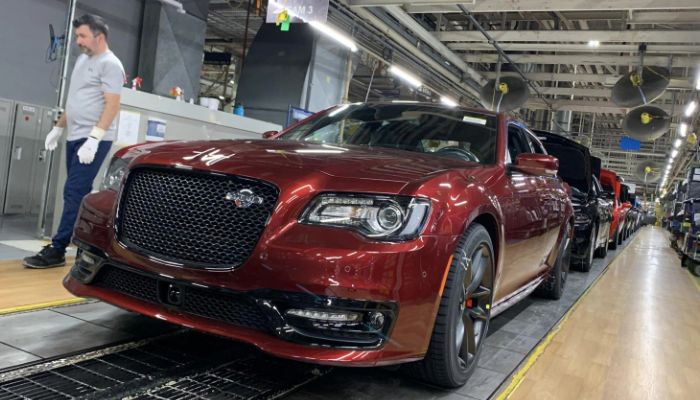 크라이슬러 300C 중고차 가격 시세표 및 유지비