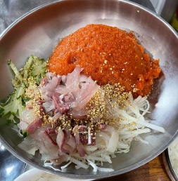 회덮밥6천원