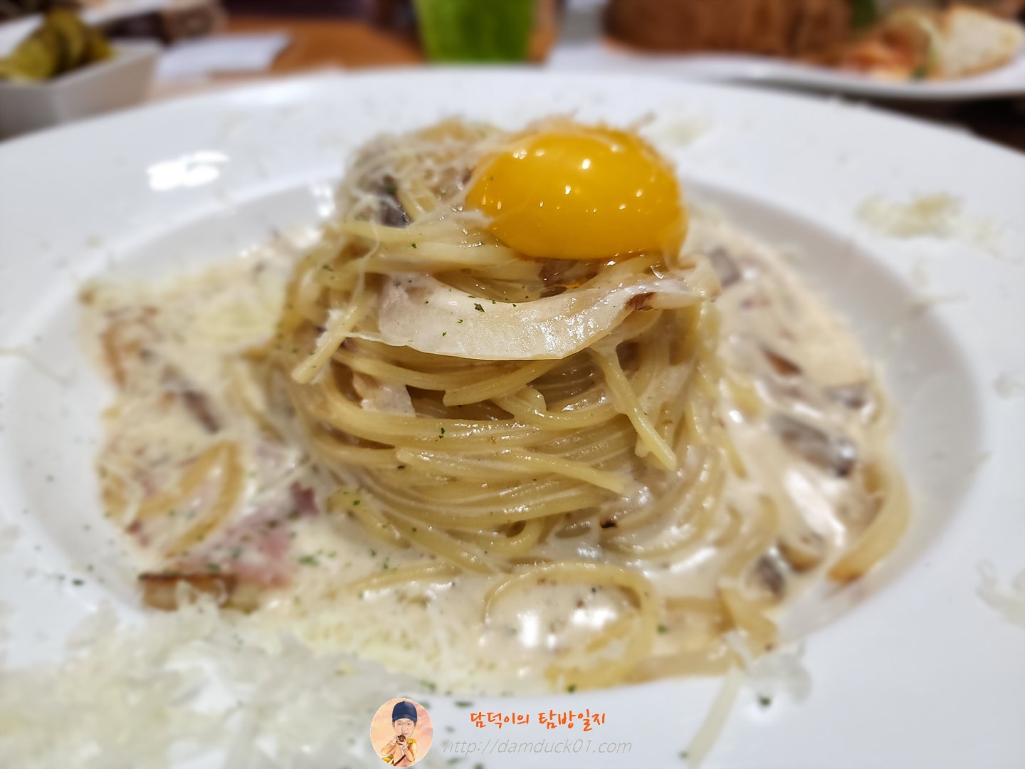 에그탑 까르보나라