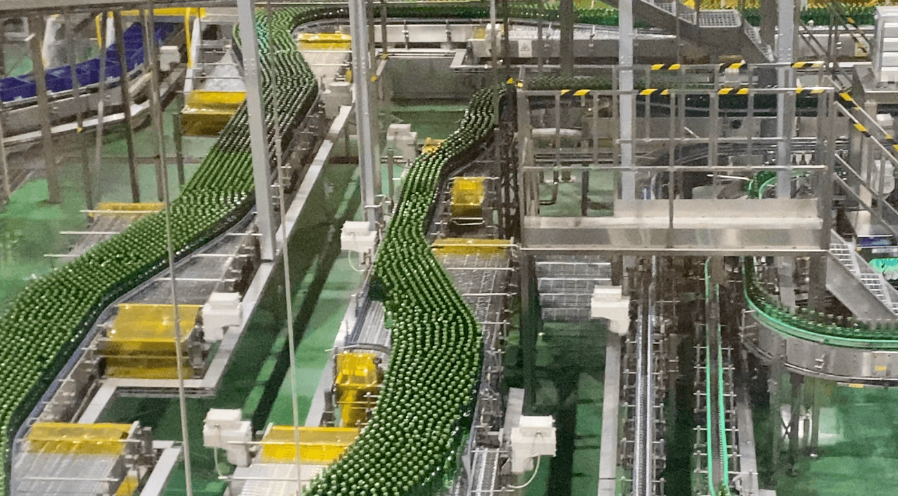 롯데주류 강릉공장 생산라인 사진