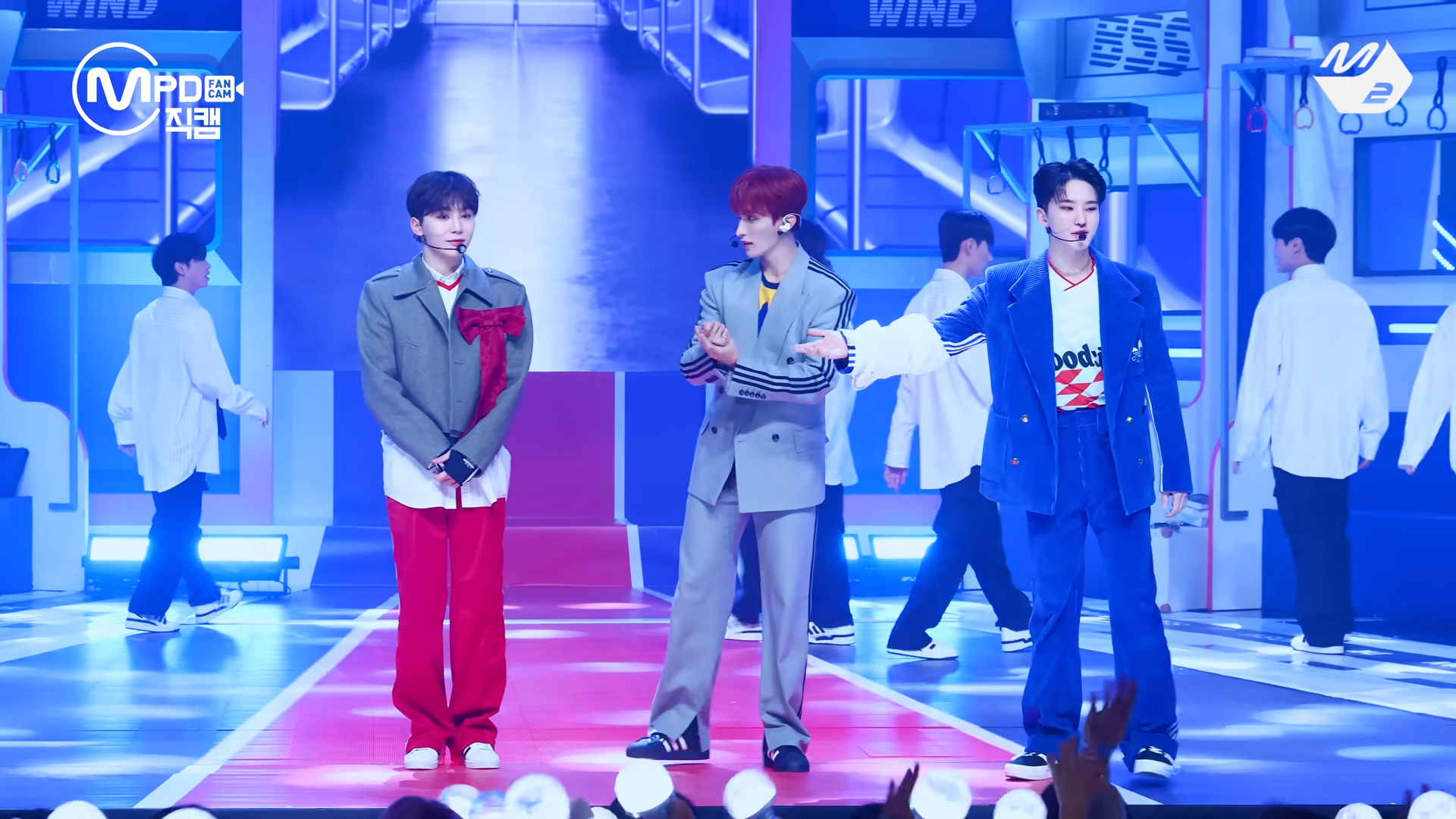 [MPD직캠] 세븐틴 부석순 직캠 8K '파이팅 해야지 (Feat. 이영지)' (SEVENTEEN BSS FanCam) _ @MCOUNTDOWN_2023.2.9 0-6 screenshot