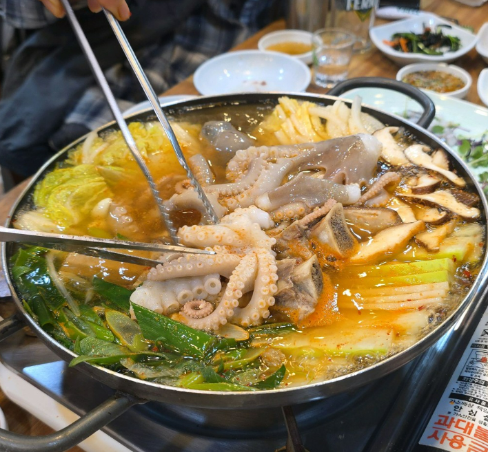 종로 철판 산낙지 / 낙지 전문점 진낙지 맛집 