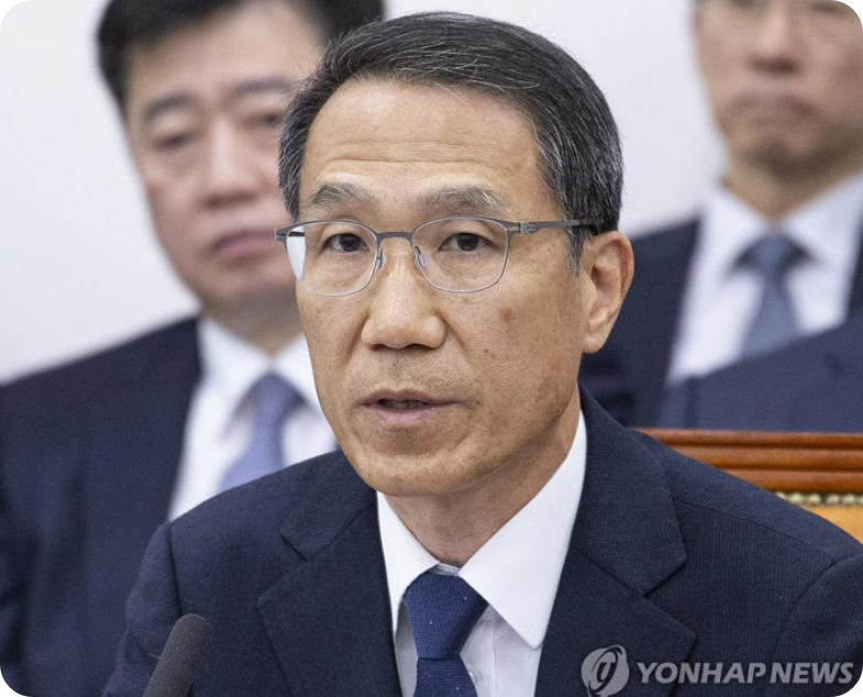의원 질의 답하는 유재성 경찰청장 직무 대행