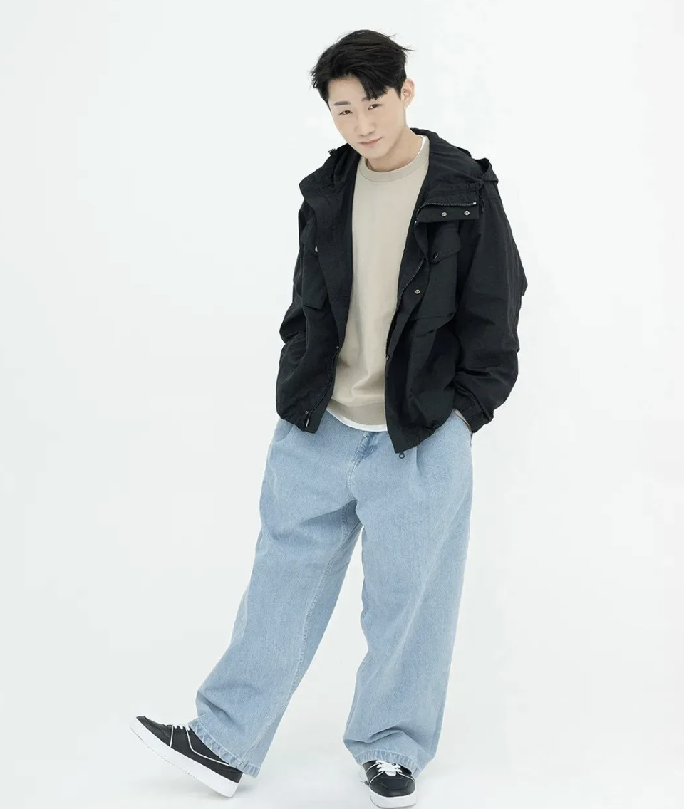 신규진 프로필 화보