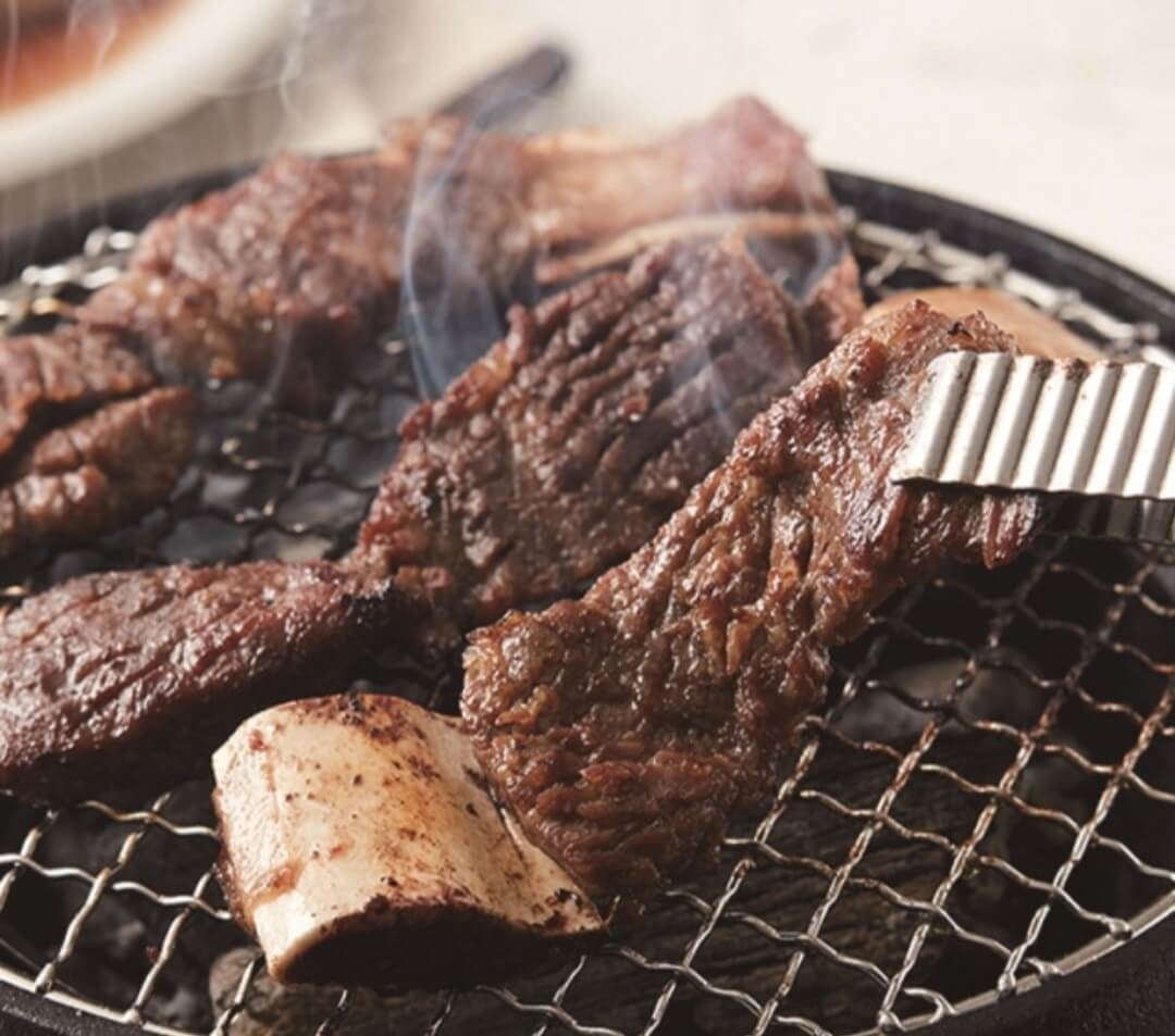 생생정보 고기8종 치킨 포함 샐러드바 경북 경산