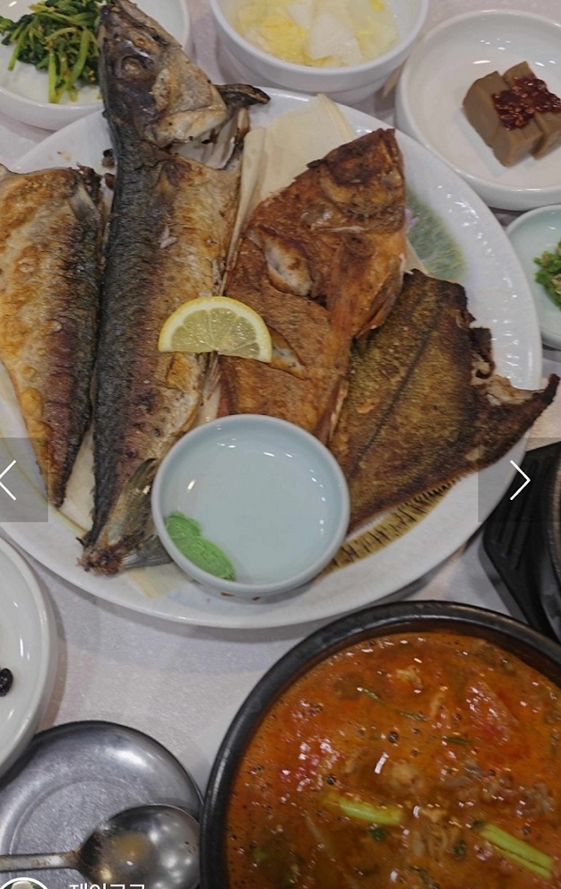 -부산밥상-팔뚝탕-회정식-조씨집