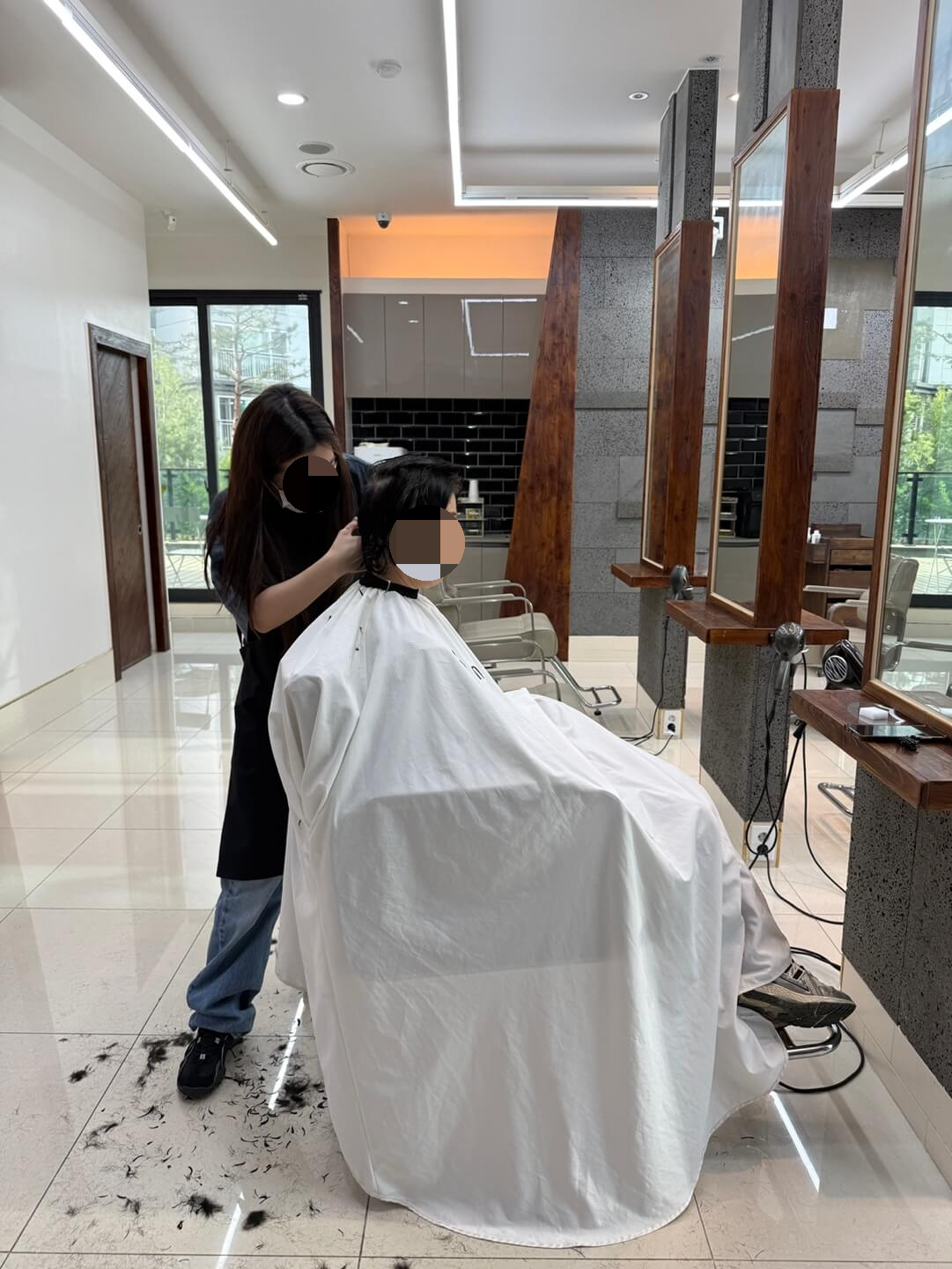 보호자 커트 가능한 여수동 쉼헤어 1인 미용실 원장님 직접 시술