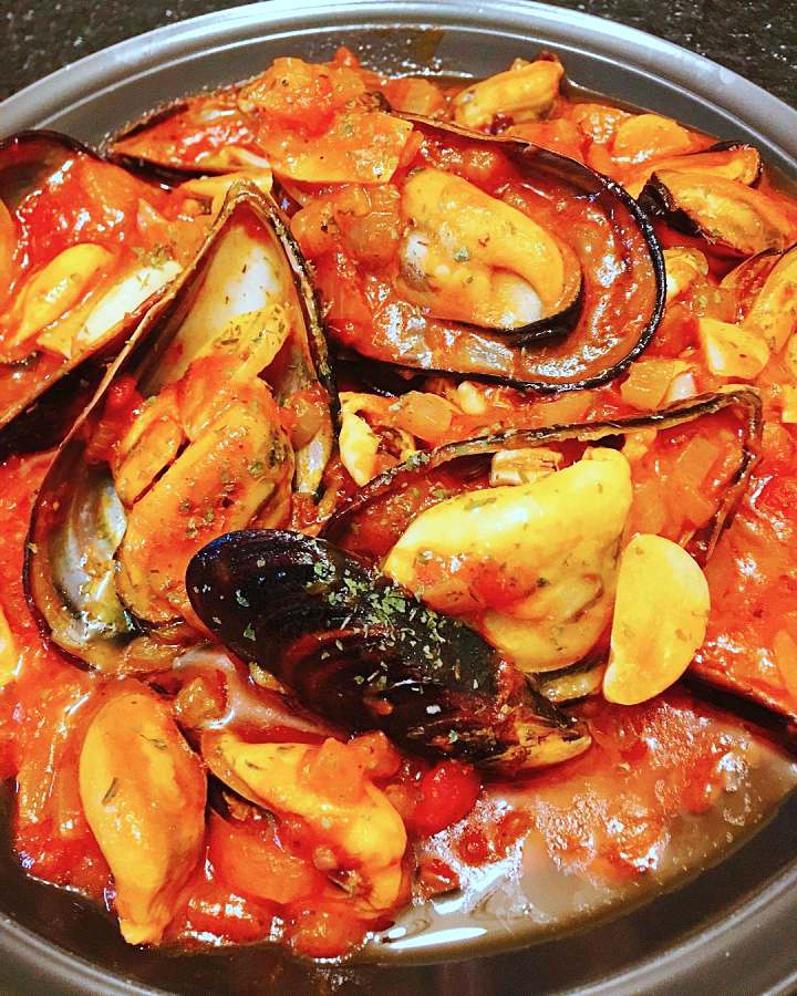 생활의달인 대만식 볶음밥 & 홍콩식 홍합볶음 달인 불향 가득 비법 고추가루 양념장 신촌 중식당 은둔식달 오늘 방송 맛집 정보